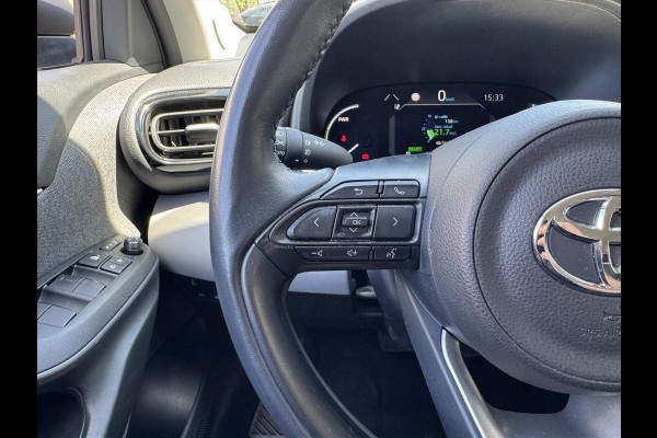 Toyota Yaris Cross 1.5 Hybrid Dynamic Plus | Head up display, Elektrische achterklep, Smart connect, Stoel + Stuurverwarming, Keyless
