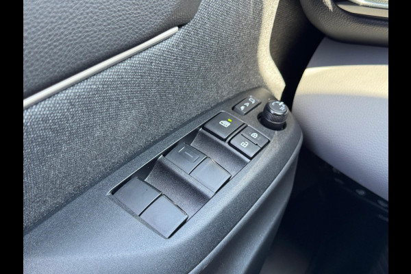 Toyota Yaris Cross 1.5 Hybrid Dynamic Plus | Head up display, Elektrische achterklep, Smart connect, Stoel + Stuurverwarming, Keyless