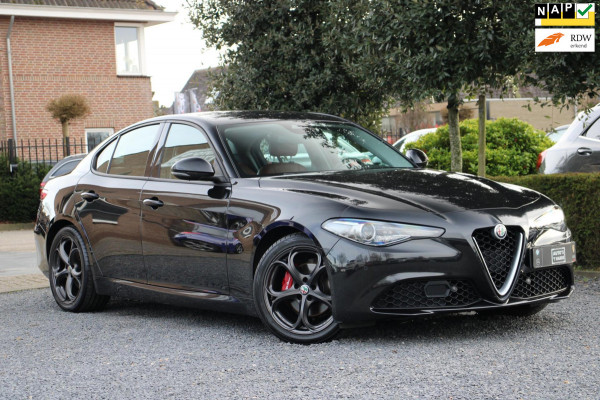 Alfa Romeo Giulia 2.0T Super 200 Pk Aut. Camera Keyless Xenon 18''