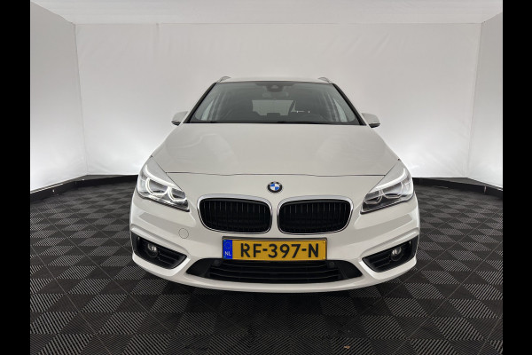 BMW 2 Serie Active Tourer 218i Corporate Lease Executive Aut. *NAVI-FULLMAP | FULL-LED | SPORT-SEATS | CAMERA | ECC | PDC | CRUISE | 18''ALU*