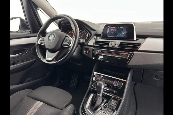 BMW 2 Serie Active Tourer 218i Corporate Lease Executive Aut. *NAVI-FULLMAP | FULL-LED | SPORT-SEATS | CAMERA | ECC | PDC | CRUISE | 18''ALU*