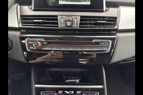 BMW 2 Serie Active Tourer 218i Corporate Lease Executive Aut. *NAVI-FULLMAP | FULL-LED | SPORT-SEATS | CAMERA | ECC | PDC | CRUISE | 18''ALU*