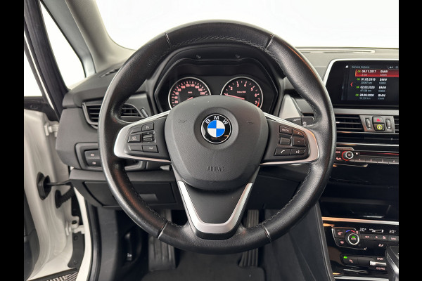 BMW 2 Serie Active Tourer 218i Corporate Lease Executive Aut. *NAVI-FULLMAP | FULL-LED | SPORT-SEATS | CAMERA | ECC | PDC | CRUISE | 18''ALU*
