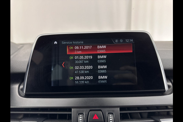 BMW 2 Serie Active Tourer 218i Corporate Lease Executive Aut. *NAVI-FULLMAP | FULL-LED | SPORT-SEATS | CAMERA | ECC | PDC | CRUISE | 18''ALU*