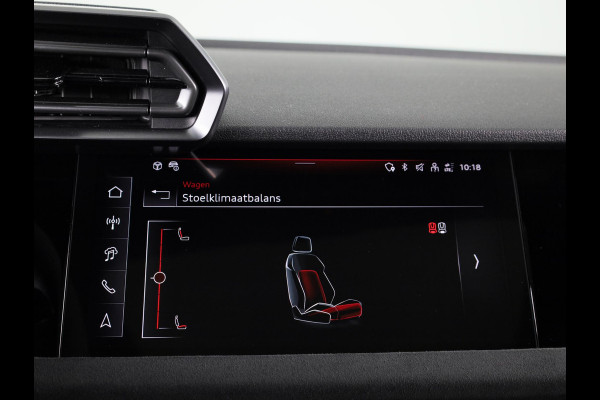 Audi RS 3 SPORTBACK 2.5 TFSI quattro 400pk Panoramadak | Schaal stoelen | Head Up Display | Sonsos audio