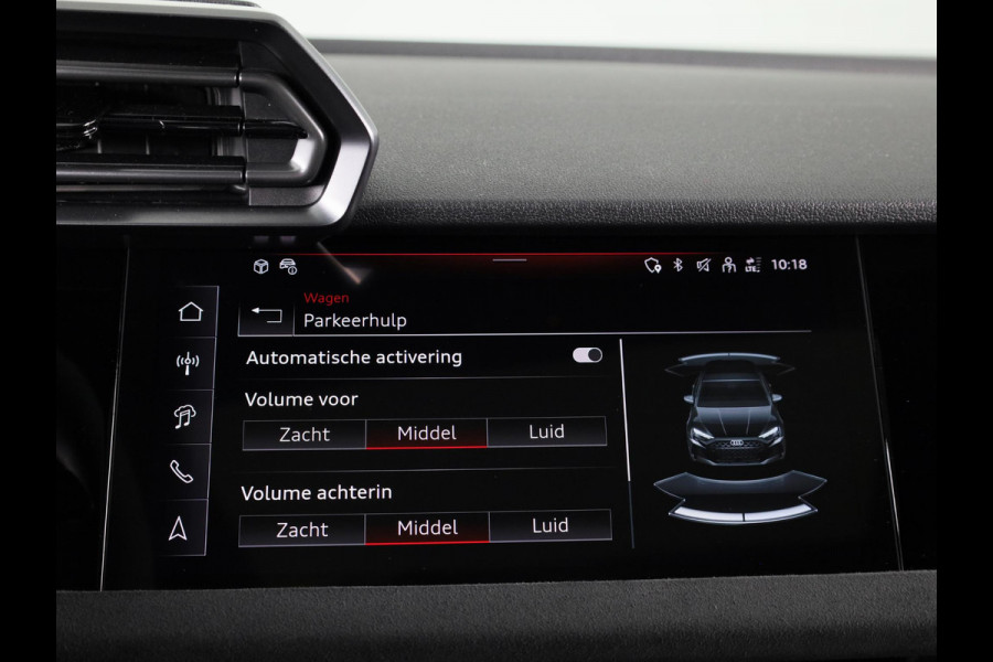 Audi RS 3 SPORTBACK 2.5 TFSI quattro 400pk Panoramadak | Schaal stoelen | Head Up Display | Sonsos audio