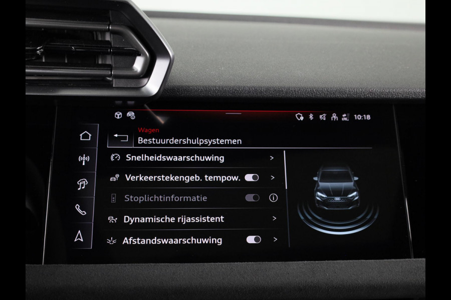Audi RS 3 SPORTBACK 2.5 TFSI quattro 400pk Panoramadak | Schaal stoelen | Head Up Display | Sonsos audio