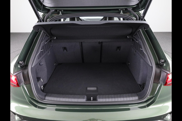 Audi RS 3 SPORTBACK 2.5 TFSI quattro 400pk Panoramadak | Schaal stoelen | Head Up Display | Sonsos audio