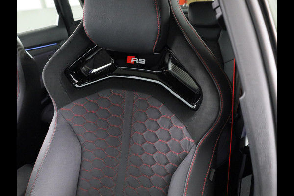 Audi RS 3 SPORTBACK 2.5 TFSI quattro 400pk Panoramadak | Schaal stoelen | Head Up Display | Sonsos audio
