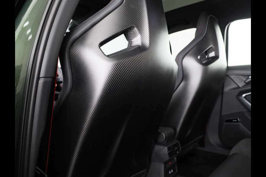 Audi RS 3 SPORTBACK 2.5 TFSI quattro 400pk Panoramadak | Schaal stoelen | Head Up Display | Sonsos audio
