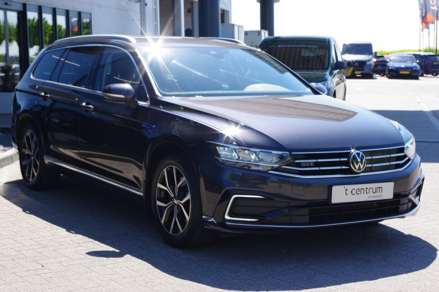 Volkswagen Passat Variant 1.4 TSI PHEV GTE 218 PK Business, Leder-Acantara, Trekhaak, Winterpakket, Adap. Cruise Control