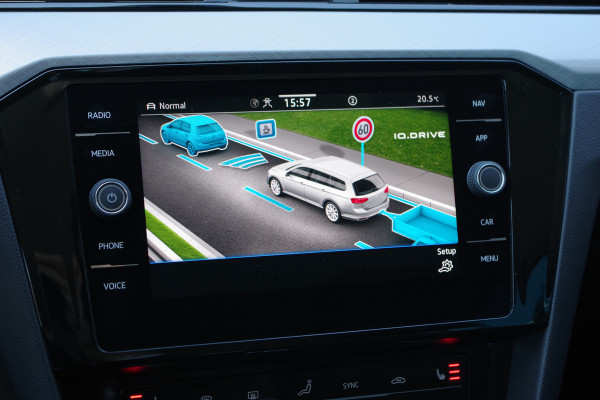 Volkswagen Passat Variant 1.4 TSI PHEV GTE 218 PK Business, Leder-Acantara, Trekhaak, Winterpakket, Adap. Cruise Control