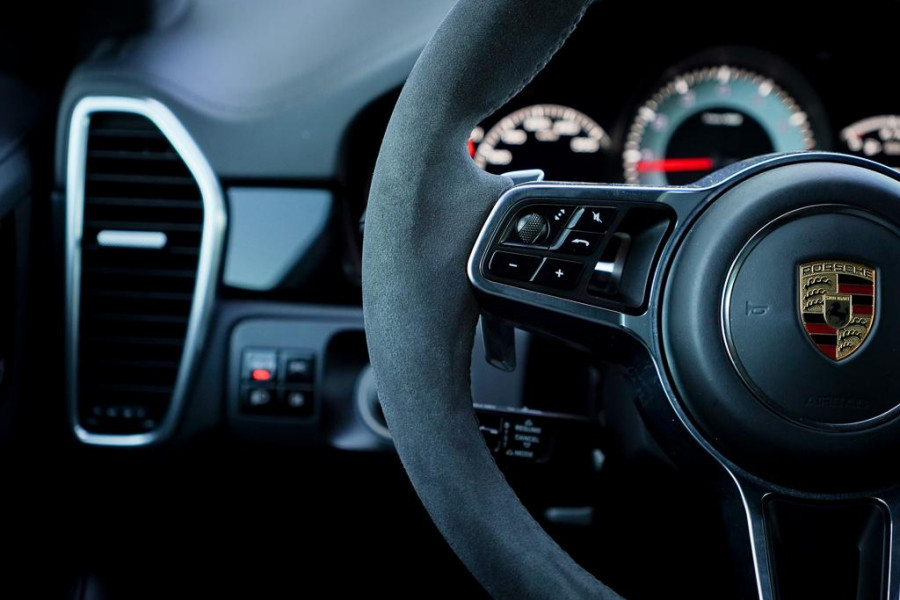 Porsche Cayenne Coupé 2.9 S / Sport Design Carbon / Pepita / Trekhaak