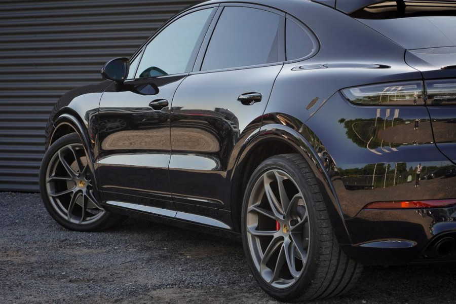 Porsche Cayenne Coupé 2.9 S / Sport Design Carbon / Pepita / Trekhaak