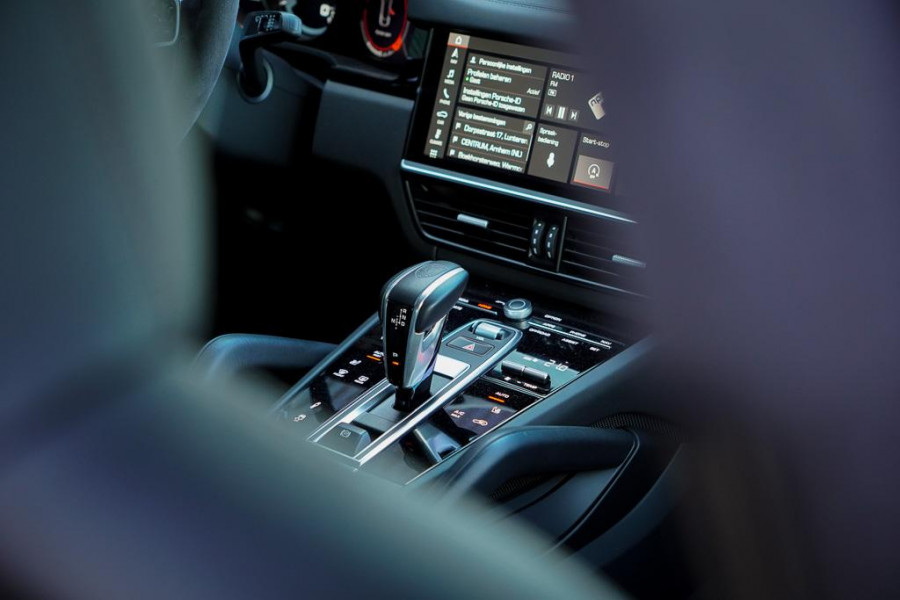 Porsche Cayenne Coupé 2.9 S / Sport Design Carbon / Pepita / Trekhaak