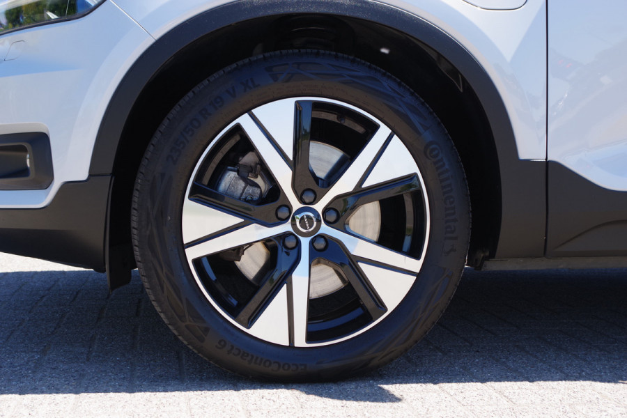 Volvo XC40 1.5 T4 Recharge R-Design 211 PK PHEV, Panoramadak, Trekhaak, Memory, 360 Camera, Winterpakket