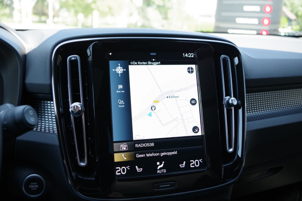 Volvo XC40 1.5 T4 Recharge R-Design 211 PK PHEV, Panoramadak, Trekhaak, Memory, 360 Camera, Winterpakket