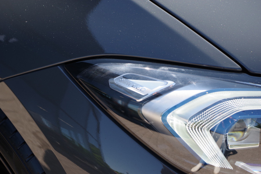 BMW 3 Serie Touring 330e xDrive 293 PK M-Sport PHEV, Dravit Grau, Trekhaak, Memory, Head-Up