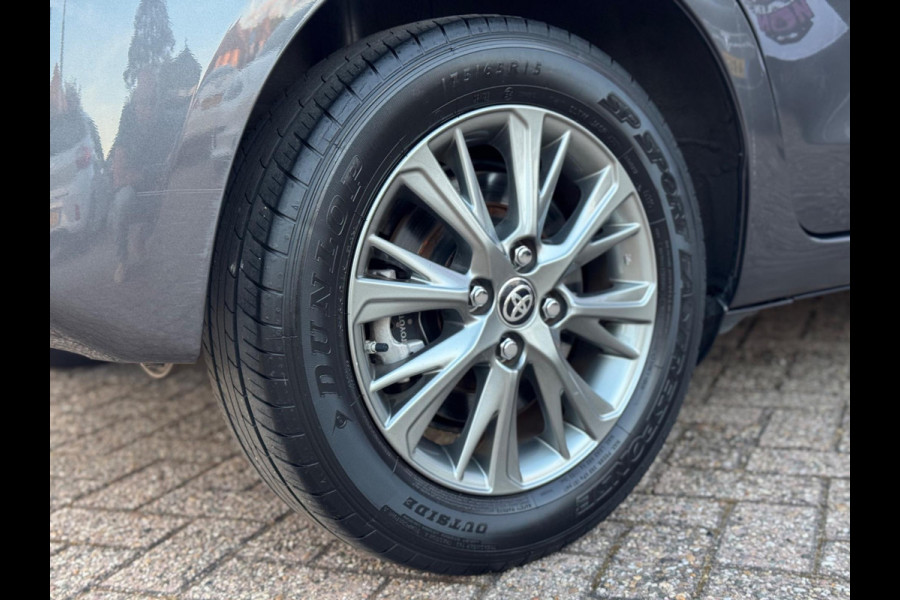 Toyota Yaris 1.5 Hybrid Dynamic 2019 AUT NAVI APK NAP!