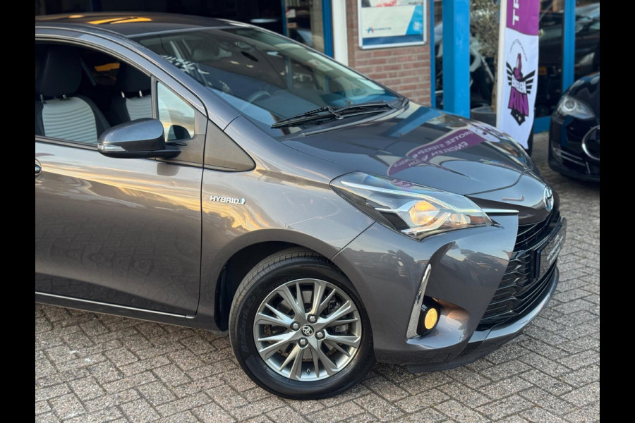 Toyota Yaris 1.5 Hybrid Dynamic 2019 AUT NAVI APK NAP!