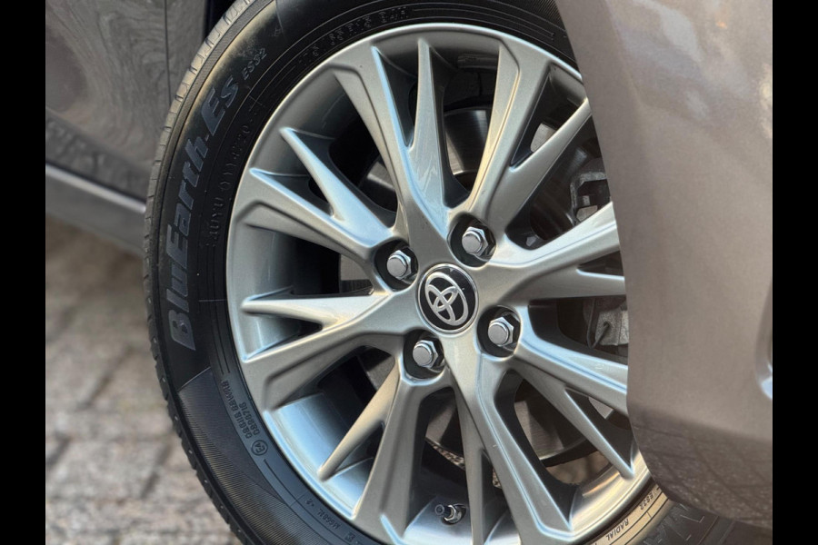 Toyota Yaris 1.5 Hybrid Dynamic 2019 AUT NAVI APK NAP!