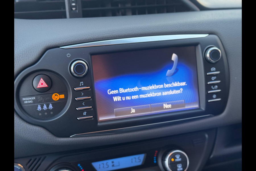 Toyota Yaris 1.5 Hybrid Dynamic 2019 AUT NAVI APK NAP!