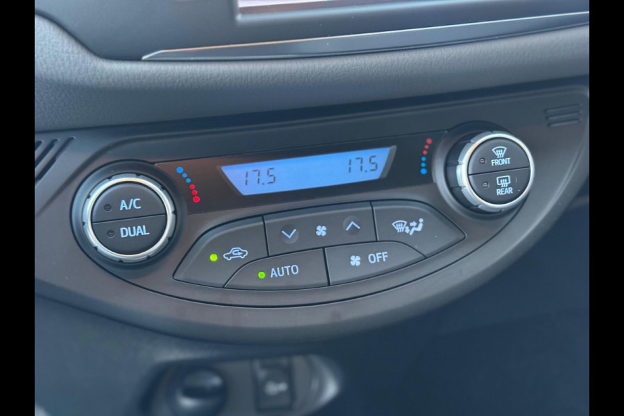 Toyota Yaris 1.5 Hybrid Dynamic 2019 AUT NAVI APK NAP!