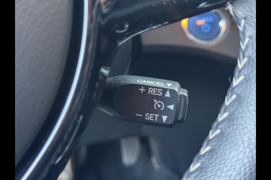 Toyota Yaris 1.5 Hybrid Dynamic 2019 AUT NAVI APK NAP!