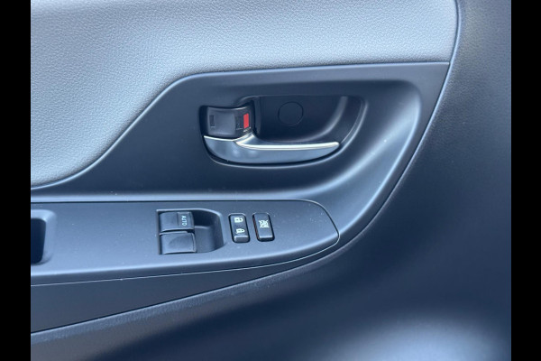 Toyota Yaris 1.5 Hybrid Dynamic 2019 AUT NAVI APK NAP!