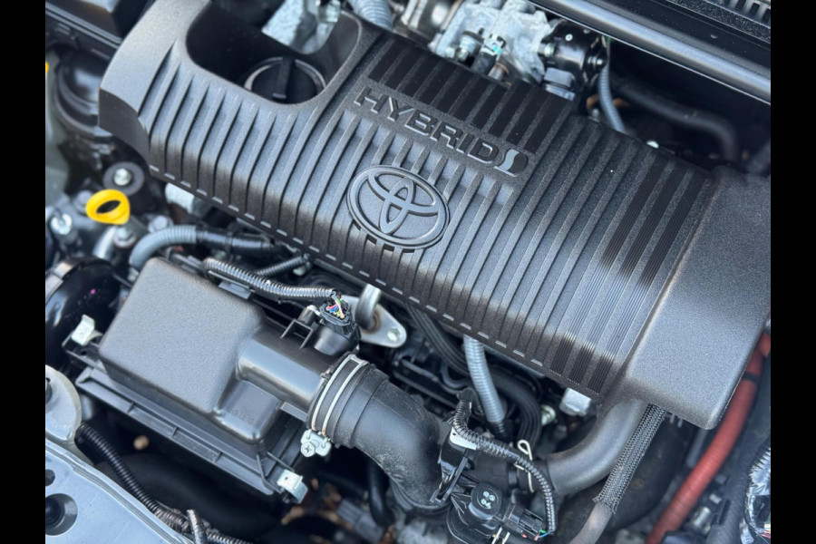 Toyota Yaris 1.5 Hybrid Dynamic 2019 AUT NAVI APK NAP!