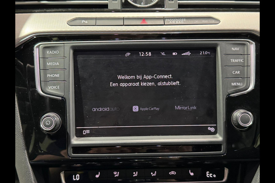 Volkswagen Passat Variant 1.4 TSI GTE Highline | Virtual | Winterpakket | Carplay