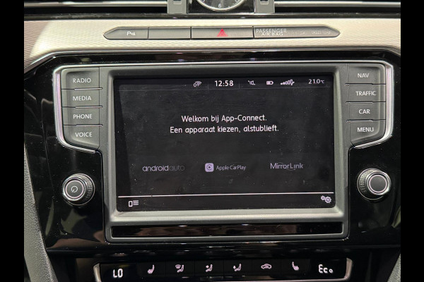 Volkswagen Passat Variant 1.4 TSI GTE Highline | Virtual | Winterpakket | Carplay