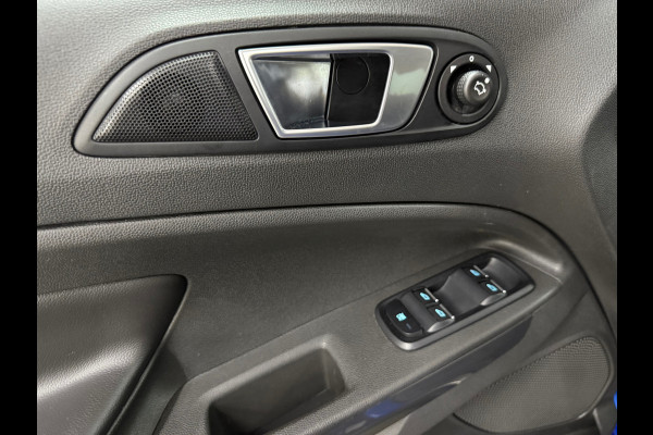 Ford EcoSport 1.0 EcoBoost Titanium | Navigatie | Cruise Control | 17' inch
