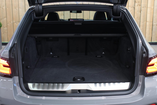 BMW 5 Serie Touring 530e xDrive M-Sport *Pano*Laser*H/K*360 Camera*Keyless*Head-Up*