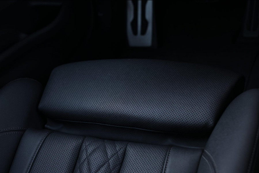 BMW 5 Serie Touring 530e xDrive M-Sport *Pano*Laser*H/K*360 Camera*Keyless*Head-Up*
