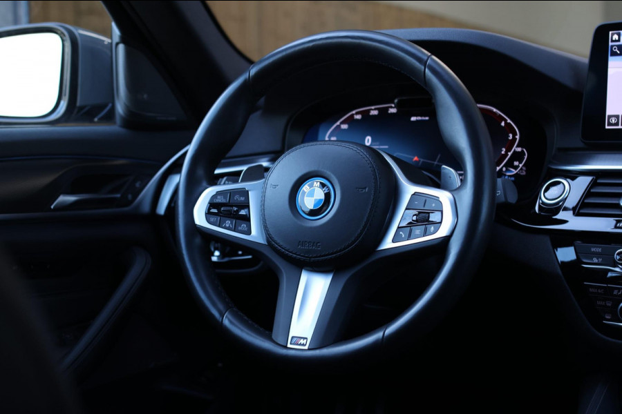 BMW 5 Serie Touring 530e xDrive M-Sport *Pano*Laser*H/K*360 Camera*Keyless*Head-Up*