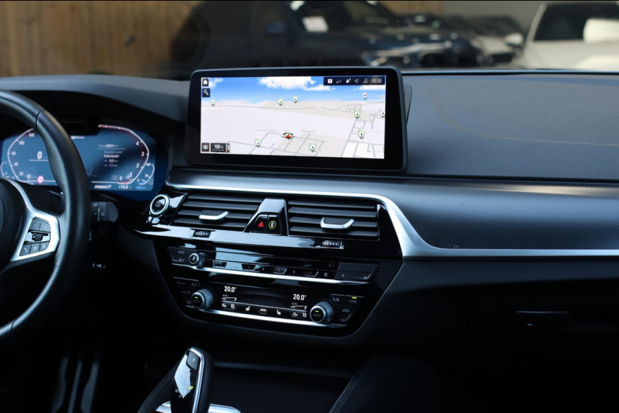 BMW 5 Serie Touring 530e xDrive M-Sport *Pano*Laser*H/K*360 Camera*Keyless*Head-Up*