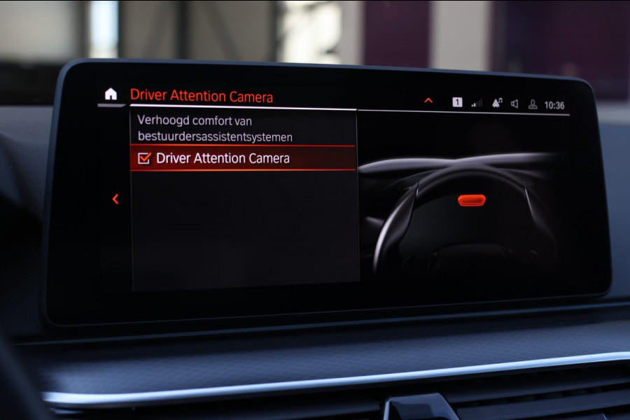 BMW 5 Serie Touring 530e xDrive M-Sport *Pano*Laser*H/K*360 Camera*Keyless*Head-Up*