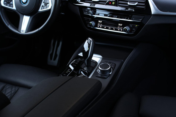 BMW 5 Serie Touring 530e xDrive M-Sport *Pano*Laser*H/K*360 Camera*Keyless*Head-Up*