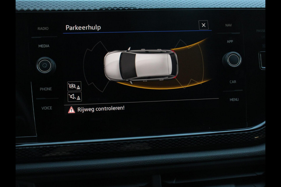Volkswagen Polo 1.0 TSI Life Nieuw model Navigatie Digitale Cockpit Airco Parkeer sensoren V+A | LED Lichtmetalen Velgen