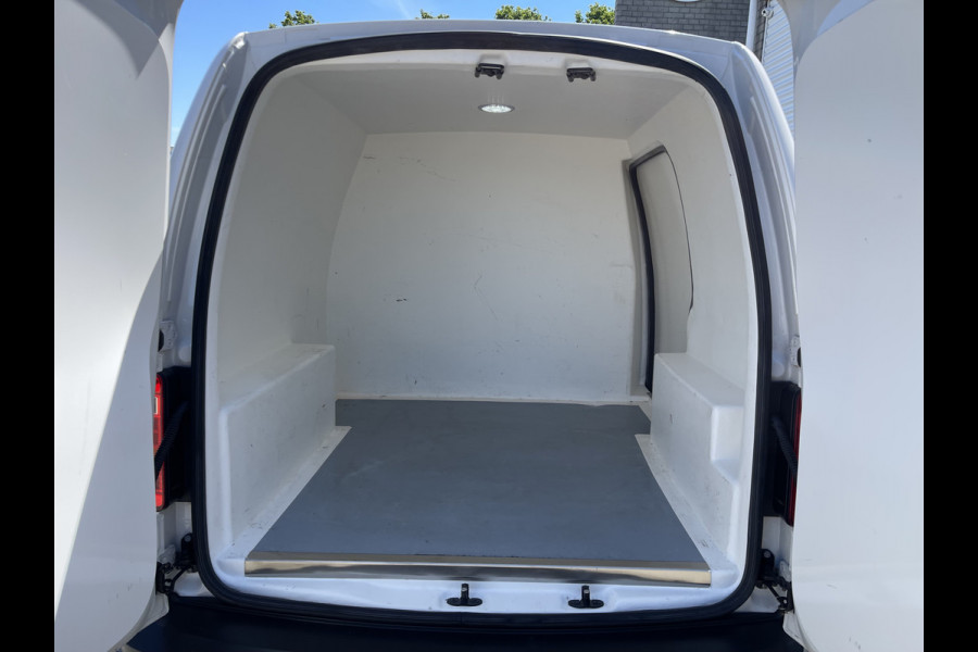 Volkswagen Caddy 2.0 TDI L1H1 BMT Economy Business / koeltransport / geïsoleerde laadruimte / geen koelmotor / airco / cruise / euro 6 diesel / bpm vrij / rijklaar € 12.950 ex btw