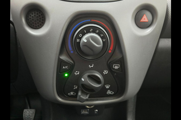 Peugeot 108 Occasion 1.0 VTI met airco en kleur zwart | Tweedehands Peugeot 108 zwart in 5 deurs | Bluetooth audio | incl.Btw