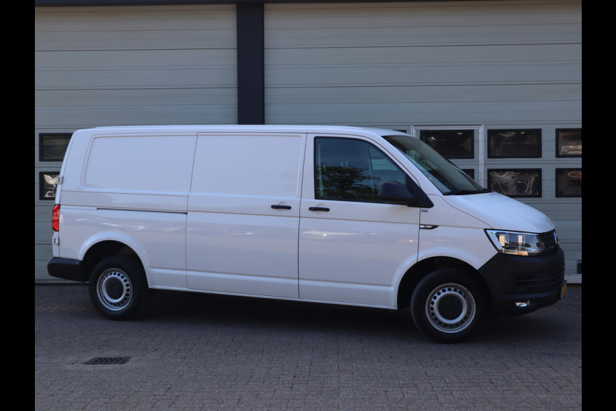 Volkswagen Transporter 2.0 TDI 150pk Euro 6 Automaat L2 Lang - Airco - Trekhaak