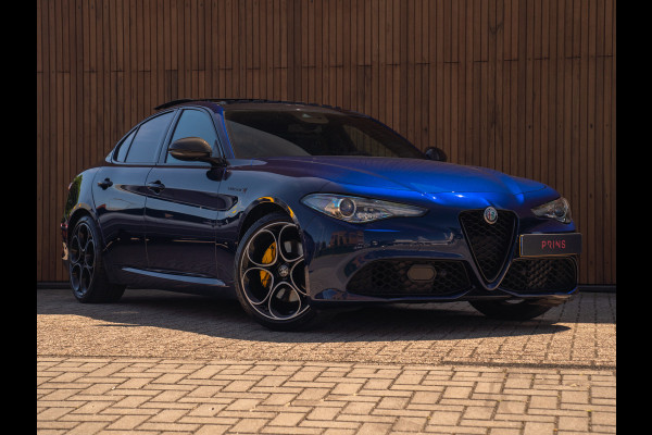 Alfa Romeo Giulia 2.0T 280pk Veloce Ti Q2 | Pano-dak | 1e eigenaar | Blu Montecarlo | Race-mode
