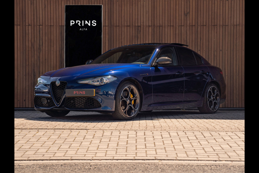 Alfa Romeo Giulia 2.0T 280pk Veloce Ti Q2 | Pano-dak | 1e eigenaar | Blu Montecarlo | Race-mode