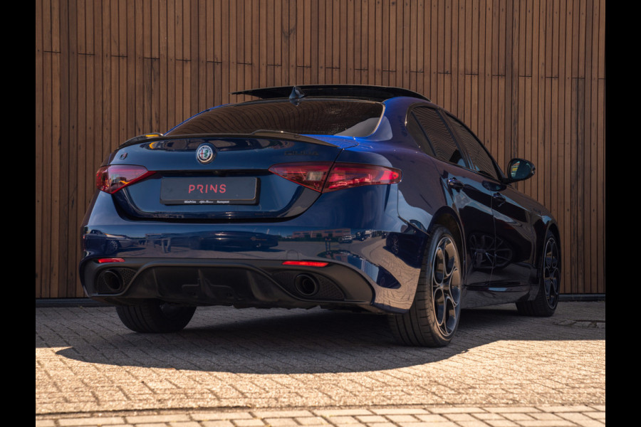 Alfa Romeo Giulia 2.0T 280pk Veloce Ti Q2 | Pano-dak | 1e eigenaar | Blu Montecarlo | Race-mode