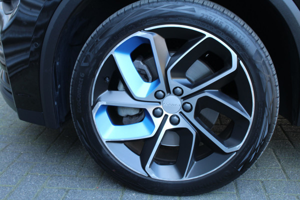 Lynk & Co 01 1.5 PHEV 262pk Automaat NL-Auto NAP BTW Clima Cruise Navi 360 Camera Panoramadak 20"LMV El. Klep