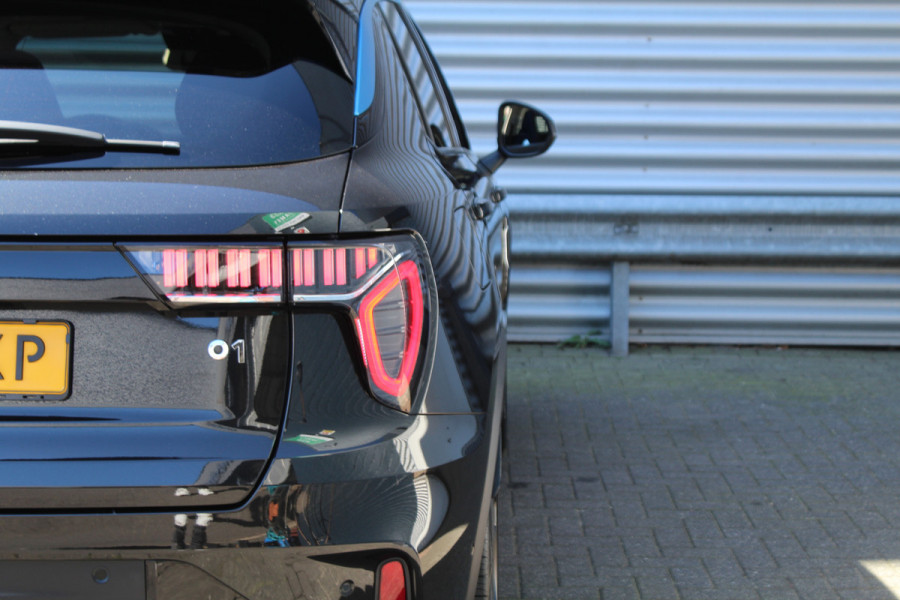 Lynk & Co 01 1.5 PHEV 262pk Automaat NL-Auto NAP BTW Clima Cruise Navi 360 Camera Panoramadak 20"LMV El. Klep