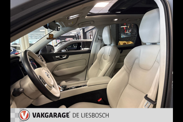 Volvo XC60 2.0 T6 Plug-in hybrid AWD Inscription / leder / Panorama-dak