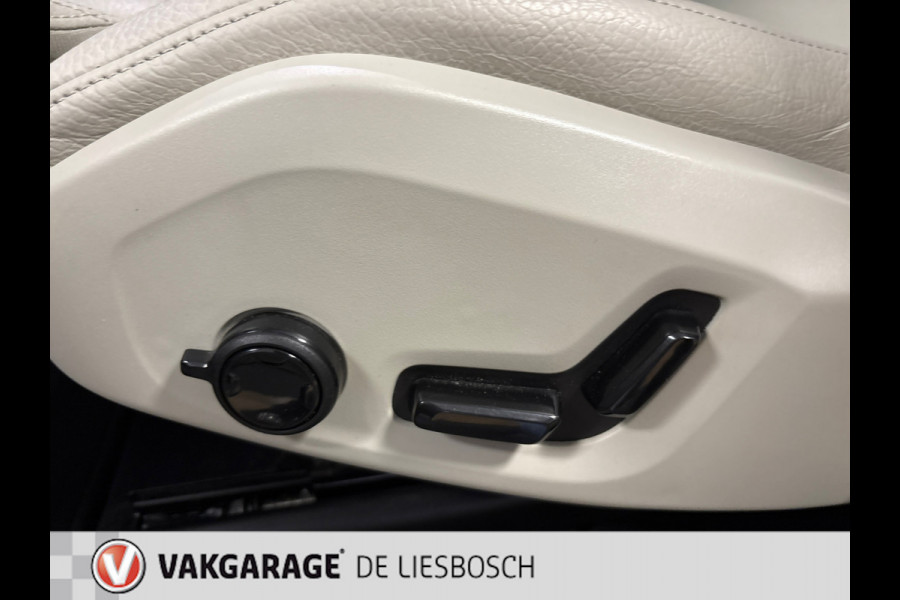 Volvo XC60 2.0 T6 Plug-in hybrid AWD Inscription / leder / Panorama-dak